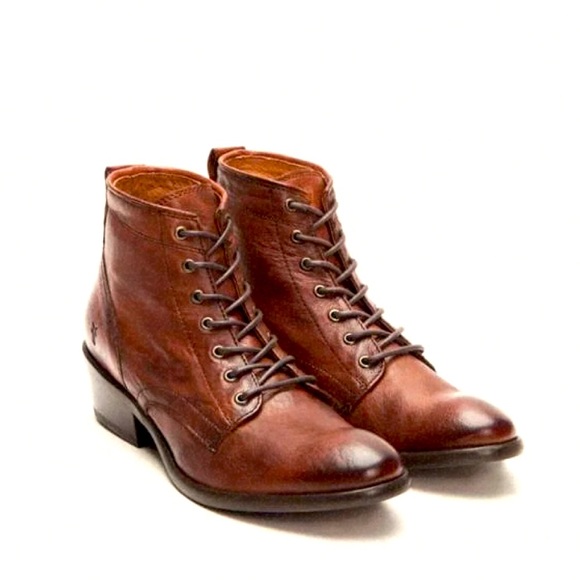 FRYE | Carson Lace Up Boots Women’s Size 6 NWOT - Picture 1 of 8